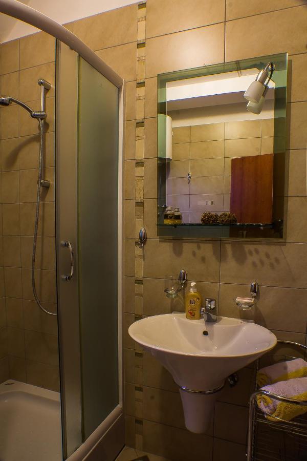 Dmm Apartments Tivat Bagian luar foto