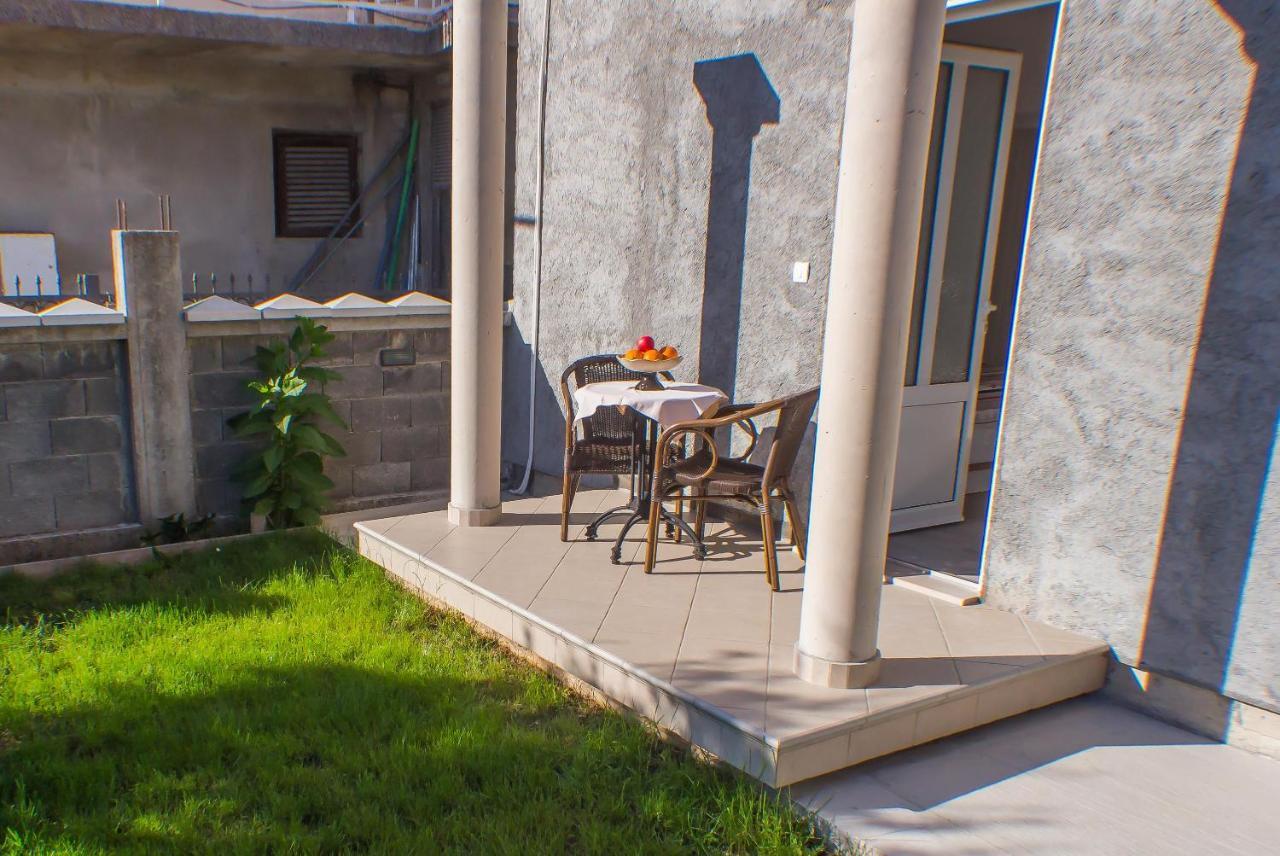 Dmm Apartments Tivat Bagian luar foto