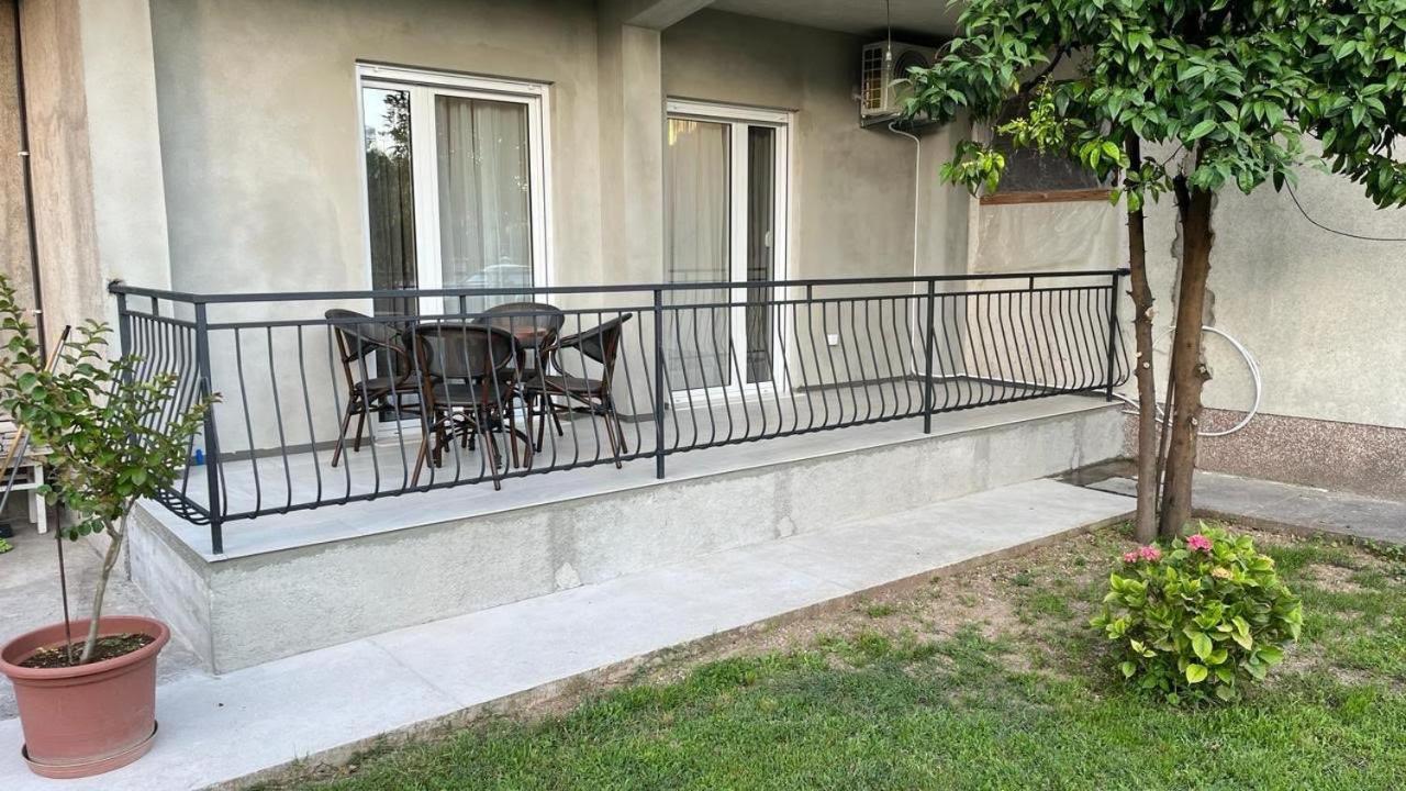 Dmm Apartments Tivat Bagian luar foto